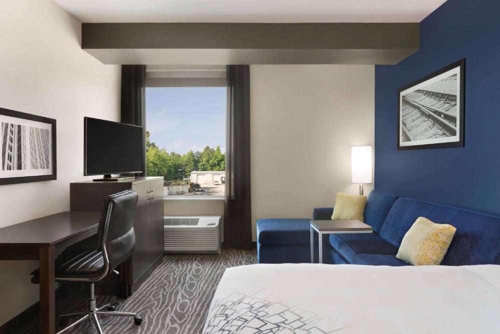 King Room interior